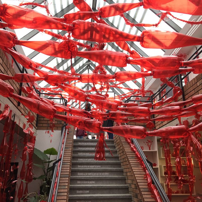 Visite de l'exposition "Le rouge de mon cœur" au centre culturel de Tinqueux - Classe 1 MA - janvier 2026